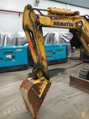 Komatsu PC30MR-3 รถขุด นำเข้าจากญี่ปุ่น โทร. 080-6565422 (หนิง)