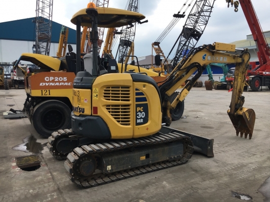 Komatsu PC30MR-3 รถขุด นำเข้าจากญี่ปุ่น โทร. 080-6565422 (หนิง)