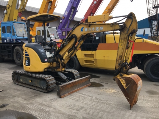Komatsu PC30MR-3 รถขุด นำเข้าจากญี่ปุ่น โทร. 080-6565422 (หนิง)