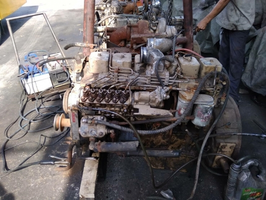 ขายเครื่อง cummins 6BT // 061-782-8785