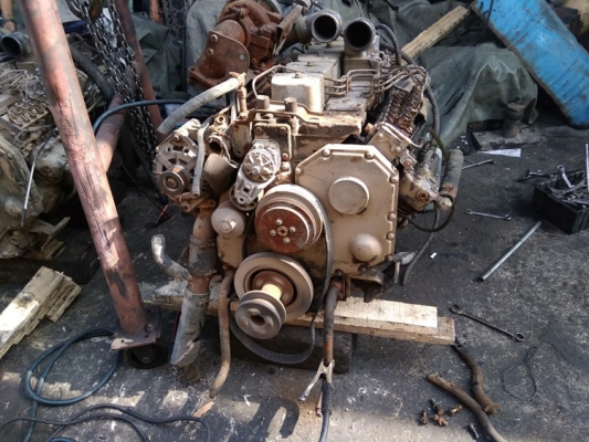 ขายเครื่อง cummins 6BT // 061-782-8785