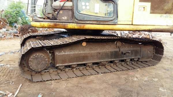 ขายรถแม็กโคKomatsu PC200-6มีเอกสารพร้อมโอน ขายรถแม็กโคKomatsu PC200-6มีเอกสารพร้อมโอน