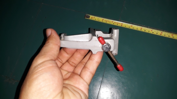 ขายปากกาขนาดจับโต๊ะจิ๋ว Made in Japan. เก่ามือสองสภาพดีสวย ขายปากกาขนาดจับโต๊ะจิ๋ว Made in Japan. เก่ามือสองสภาพดีสวย