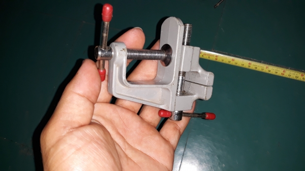 ขายปากกาขนาดจับโต๊ะจิ๋ว Made in Japan. เก่ามือสองสภาพดีสวย ขายปากกาขนาดจับโต๊ะจิ๋ว Made in Japan. เก่ามือสองสภาพดีสวย