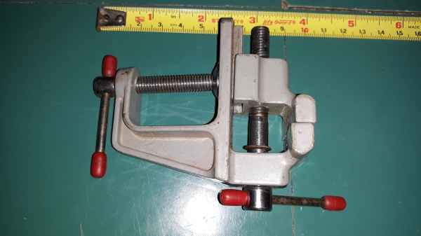 ขายปากกาขนาดจับโต๊ะจิ๋ว Made in Japan. เก่ามือสองสภาพดีสวย ขายปากกาขนาดจับโต๊ะจิ๋ว Made in Japan. เก่ามือสองสภาพดีสวย