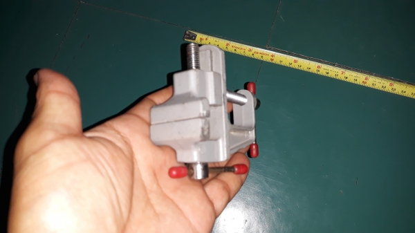 ขายปากกาขนาดจับโต๊ะจิ๋ว Made in Japan. เก่ามือสองสภาพดีสวย ขายปากกาขนาดจับโต๊ะจิ๋ว Made in Japan. เก่ามือสองสภาพดีสวย