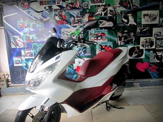 ( ผ่อนได้ ) pcx150 I led 2015 สีขาวแดง พิมนิยม สีขายดี 57900
