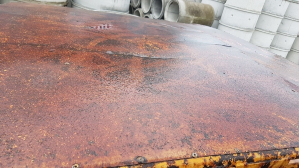 รถตักล้อยาง KOMATSU  รุ่น JH-60 ระบบเลี้ยวล้อหลัง เป็นรถ 2 เพลา