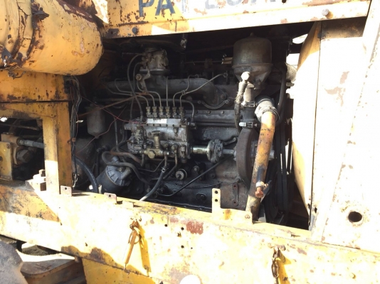 รถตักล้อยาง KOMATSU  รุ่น JH-60 ระบบเลี้ยวล้อหลัง เป็นรถ 2 เพลา