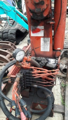 ขายเครนติดรถบรรทุก TRUCK MOUNTED UNIC &ndash;UR20 VA ขนาด2ตัน /3 ปลอก2ชัก/ท้องแบน/ มีตะขอ/มีปั๊ม / เก่านอก ขายตามสภาพ  ใช้งานได้จริง