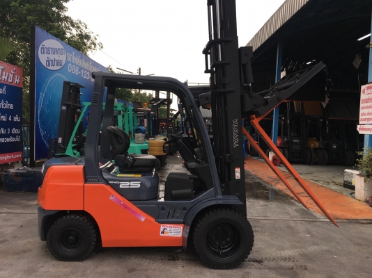 ขายรถตักยางพาราตักยางก้อนยางถ้วยตักขี้ยาง