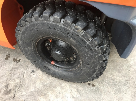 ขายรถตักยางพาราตักยางก้อนยางถ้วยตักขี้ยาง