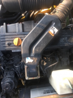 ขายรถตักยางพาราตักทะลายปาล์มตักยางก้อนยางถ้วยและตักขี้ยาง