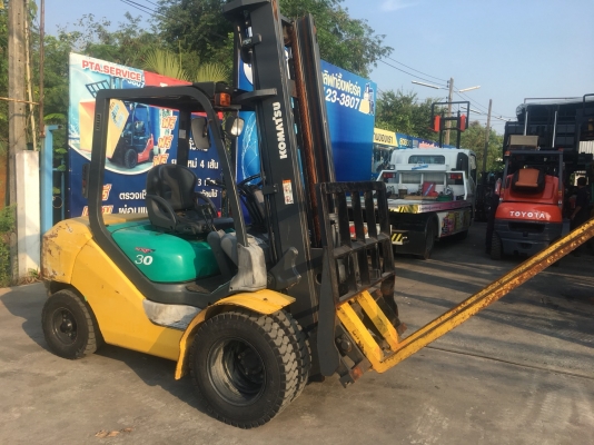 ขายรถตักยางพาราตักทะลายปาล์มตักยางก้อนยางถ้วยและตักขี้ยาง