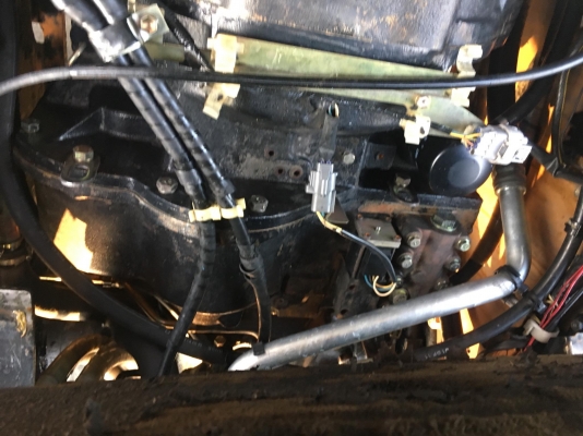 ขายรถหนีบก้อนอัดแบนสำหรับงานร้านขายของเก่าที่อัดก้อนแบน ขายรถหนีบก้อนอัดแบนสำหรับงานร้านขายของเก่าที่อัดก้อนแบน