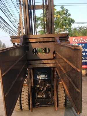 ขายรถหนีบก้อนอัดแบนสำหรับงานร้านขายของเก่าที่อัดก้อนแบน ขายรถหนีบก้อนอัดแบนสำหรับงานร้านขายของเก่าที่อัดก้อนแบน