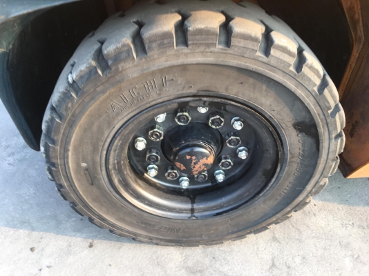 ขายรถหนีบก้อนอัดแบนสำหรับงานร้านขายของเก่าที่อัดก้อนแบน ขายรถหนีบก้อนอัดแบนสำหรับงานร้านขายของเก่าที่อัดก้อนแบน