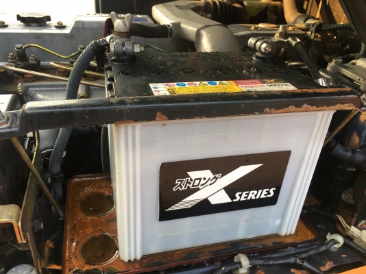 ขายรถหนีบก้อนอัดแบนสำหรับงานร้านขายของเก่าที่อัดก้อนแบน ขายรถหนีบก้อนอัดแบนสำหรับงานร้านขายของเก่าที่อัดก้อนแบน