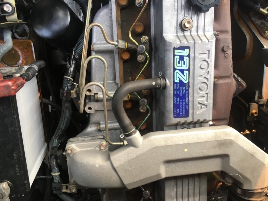 ขายรถหนีบก้อนอัดแบนสำหรับงานร้านขายของเก่าที่อัดก้อนแบน ขายรถหนีบก้อนอัดแบนสำหรับงานร้านขายของเก่าที่อัดก้อนแบน