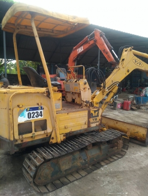 รถแบคโฮ YANMAR YB1200S รถเก่านอกนำเข้า ยังไม่เคยใช้งานในไทย ชม.การทำงาน 2000+ ชม เครื่องดี ปั๊มแรง โ