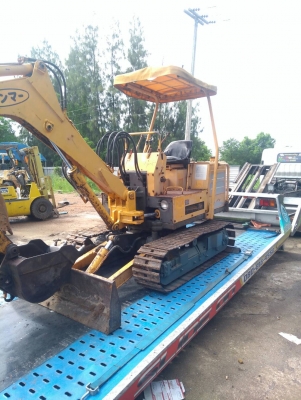 รถแบคโฮ YANMAR YB1200S รถเก่านอกนำเข้า ยังไม่เคยใช้งานในไทย ชม.การทำงาน 2000+ ชม เครื่องดี ปั๊มแรง โ