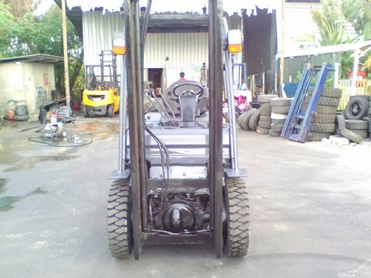 ขายรถโฟร์คลิฟท์TOYOTA8FD25 ดีเซล เสา 4เมตร งาสไลด์ซ้าย-ขวา