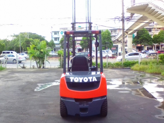 ขายรถโฟร์คลิฟท์TOYOTA8FD25 ดีเซล เสา 4เมตร งาสไลด์ซ้าย-ขวา ขายรถโฟร์คลิฟท์TOYOTA8FD25 ดีเซล เสา 4เมตร งาสไลด์ซ้าย-ขวา