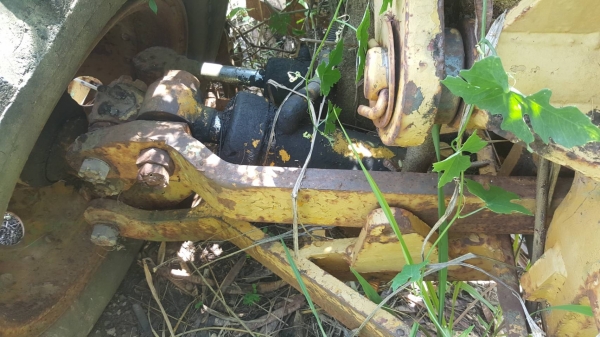 ขายตามสภาพ รถเกรด MITSUBISHI LG-2 รถจอดไว้นานแล้ว เอกสารใบซื้อขาย ราคาต่อรองได้ครับ