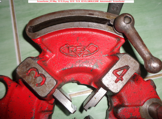 ขายหัวต๊าปเกลียวขนาด 2นิ้ว ยี่ห้อ REX พร้อมฟันต๊าป