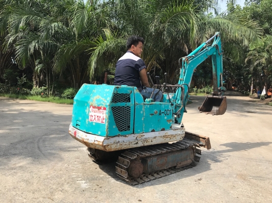 ขายแบคโฮKOMATSU PC05 เครื่อง3สูบ(ขนขึ้นกระบะได้) เดิมจากญี่ปุ่น ทำงานสมบูรณ์ทุกระบบ รับรองไม่ผิดหวัง 115,000 เท่านั้น!!