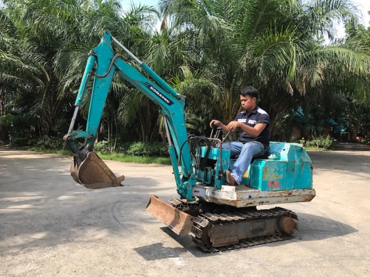 ขายแบคโฮKOMATSU PC05 เครื่อง3สูบ(ขนขึ้นกระบะได้) เดิมจากญี่ปุ่น ทำงานสมบูรณ์ทุกระบบ รับรองไม่ผิดหวัง 115,000 เท่านั้น!!