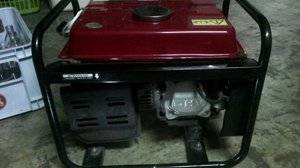ขายเครื่อง ปั่นไฟ ขนาดฟใหญ่ 3 kv 4 จังหวะ 5300,บ 092 9543395 ขายเครื่อง ปั่นไฟ ขนาดฟใหญ่ 3 kv 4 จังหวะ 5300,บ 092 9543395