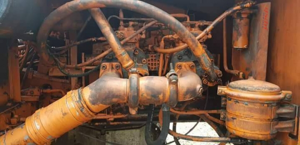 HITACHI EX200-1 Used Crawler Excavator With Original Pump Medium Condition For sale.