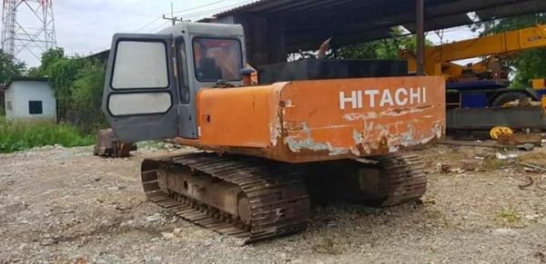 HITACHI EX200-1 Used Crawler Excavator With Original Pump Medium Condition For sale.