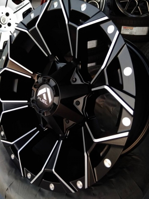 แม็กใหม่กระบะขอบ 16 ราคา 4 วง 12700 บาท