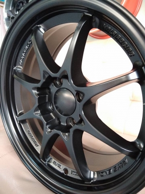 แม็กใหม่ซีอี28 ขอบ 15 ราคา 7500 พร้อมยางไทย 11700 บาท