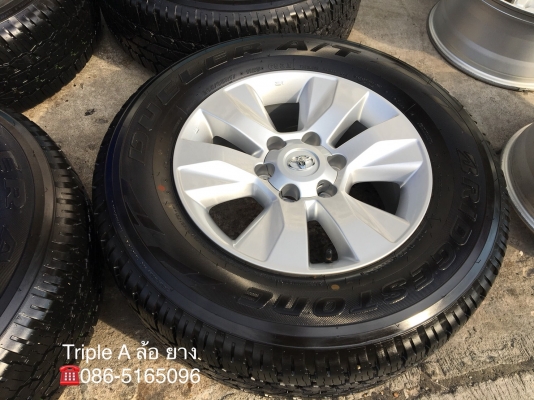 ล้อแม็กป้ายแดง Toyota Revo ขอบ17 พร้อมยางป้ายแดง Bridgestone 265-65-17 ปี 18 สวย เนียน มีตุ่ม