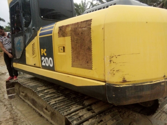 PC200-7 komatsu รถปี12 @1,58ล้าน เอกสารเล่มยื่นจัดไฟแนนได้คับ  รถสวยพร้อมใช้สนใจโทรเลย ☎ 081-989-1989 + ID LINE :rangrayong หรั่งครับ