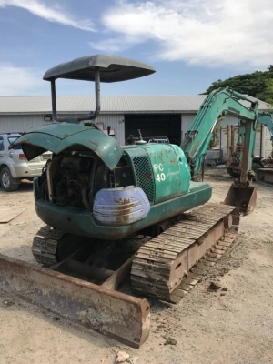 ขาย 345,000 KOMATSU pc 40-7 เครื่องดี ปั้มแรง เอวแน่น ช่วงล่างสวย สภาพเก่านอก เอกสารแจ้งจำหน่าย รถสวยพร้อมใช้ รถอยู่ ปทุมธานี สามโคก 090-772-3710 090-772-3708