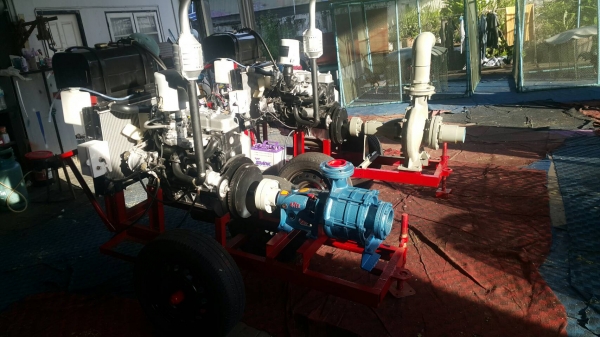 เครื่องสูบนํ้าประกอบใหม่ยังพร้อมใช้งาน