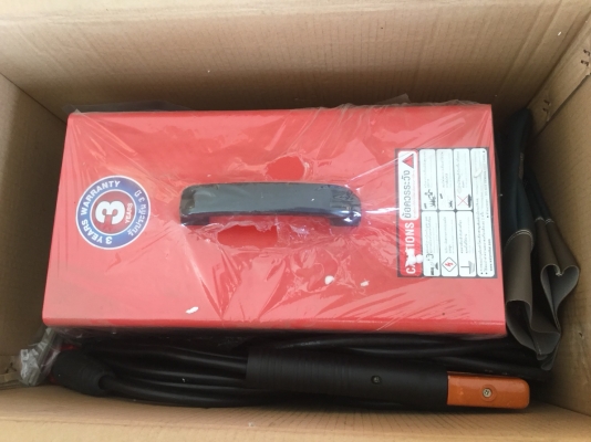 ขายตู้เชื่อมอินเวอเตอร์ ยี่ห้อ WELPRO รุ่น WELARC200 พร้อมอุปกรณ์เชื่อมครบ มีหน้ากากออโต้แถมด้วยครับ