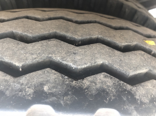 ขาย6ล้อISUZU Deca195แรงเครื่อง6HH รถห้างแท้ กระบะพร้อมคอกเหล็กแป็ปประปายาว7.20เมตร ช่วงล่างใหญ่