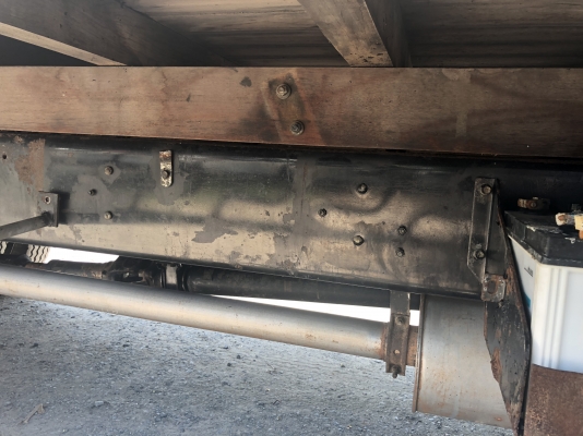 ขาย6ล้อISUZU Deca195แรงเครื่อง6HH รถห้างแท้ กระบะพร้อมคอกเหล็กแป็ปประปายาว7.20เมตร ช่วงล่างใหญ่