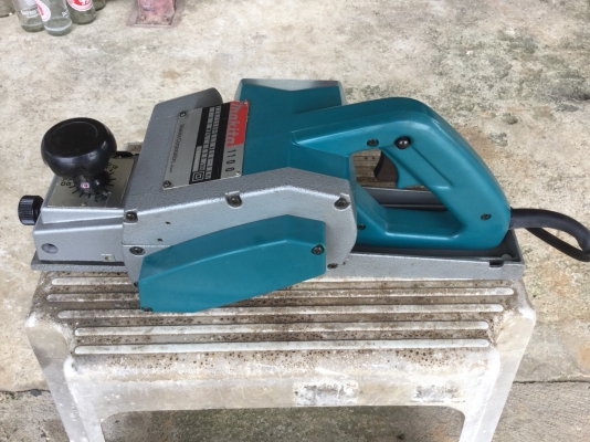 ขายกบไฟฟ้า 3&quot; มือ2 ยี่ห้อ MAKITA รุ่น 1100 Made in Japan สินค้าตัวโชว์หน้าร้าน