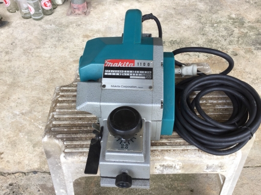 ขายกบไฟฟ้า 3&quot; มือ2 ยี่ห้อ MAKITA รุ่น 1100 Made in Japan สินค้าตัวโชว์หน้าร้าน
