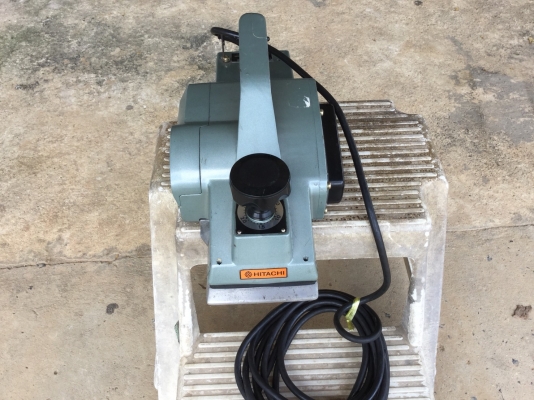 ขายกบไฟฟ้าหน้า 5&quot; สภาพเก็บเก่า สินค้าโชว์หน้าร้าน ยี่ห้อ HITACHI รุ่น PLANER งานญี่ปุนแท้