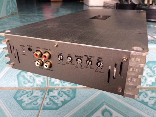 แอมป์คลาสดี เวอเทค2200w มือสองสภาพสวยเดิมๆ ใช้งานปกติฝาครบ เบสแน่นๆลูกโตๆ ขับซับ10"-12"หล่อ ขาย 2750 บาท สนใจ0892425454 อยู่สระบุรีส่งได้+100บ. แอมป์คลาสดี เวอเทค2200w มือสองสภาพสวยเดิมๆ ใช้งานปกติฝาครบ เบสแน่นๆลูกโตๆ ขับซับ10"-12"หล่อ ขาย 2750 บาท สนใจ0892425454 อยู่สระบุรีส่งได้+100บ.