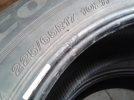 ขายยาง BRIDGESTONE 225-65-17 ปี14