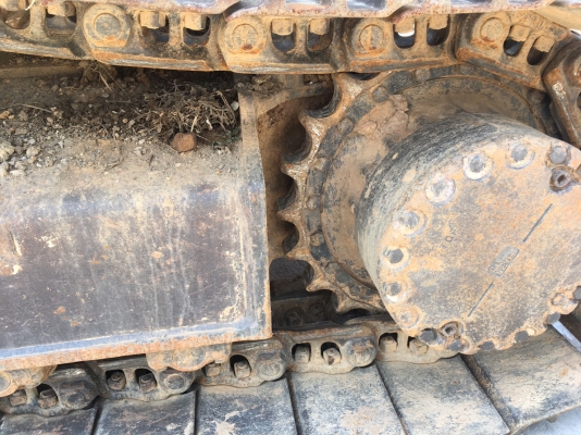 รถขุด KOMATSU PC200-7