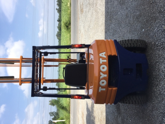 ขาย โตโยต้า รุ่น 5 ดีเซล 2.5 ตัน